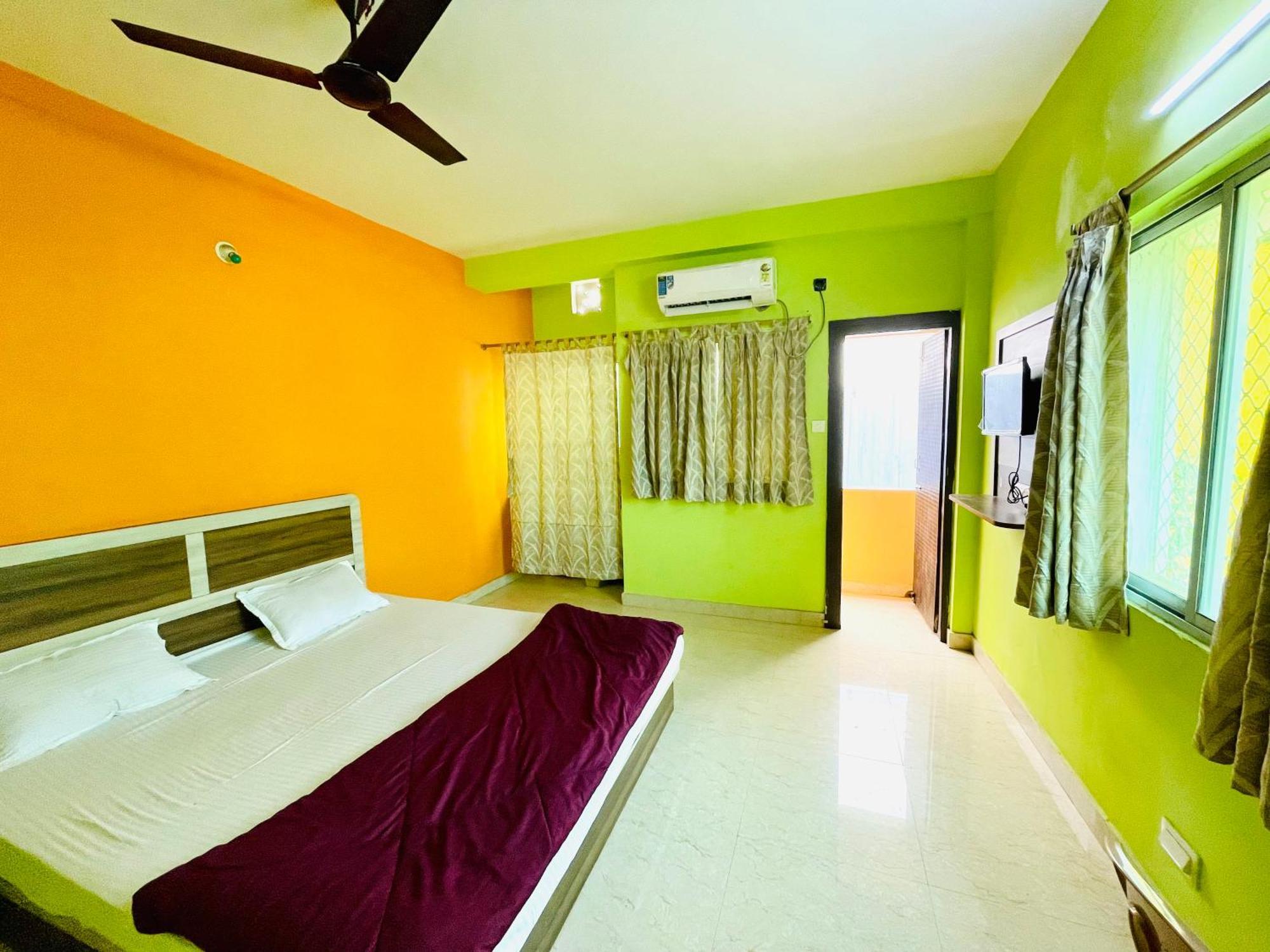 Hotel Falcon House ! Puri - Shriyash Group Ngoại thất bức ảnh